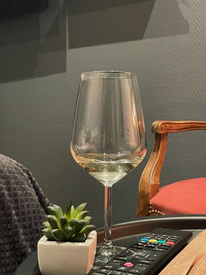L'Appart D'Hugo Chambéry Extérieur photo